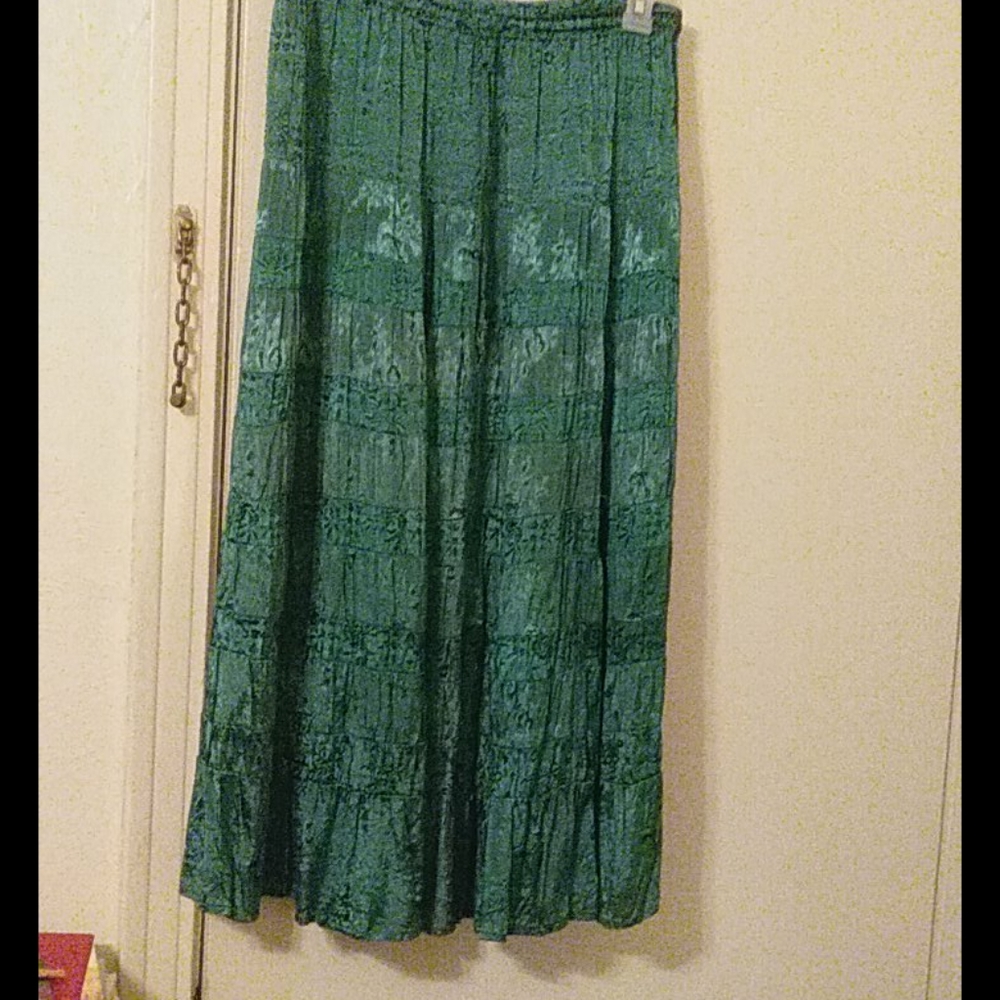 Ladies skirt